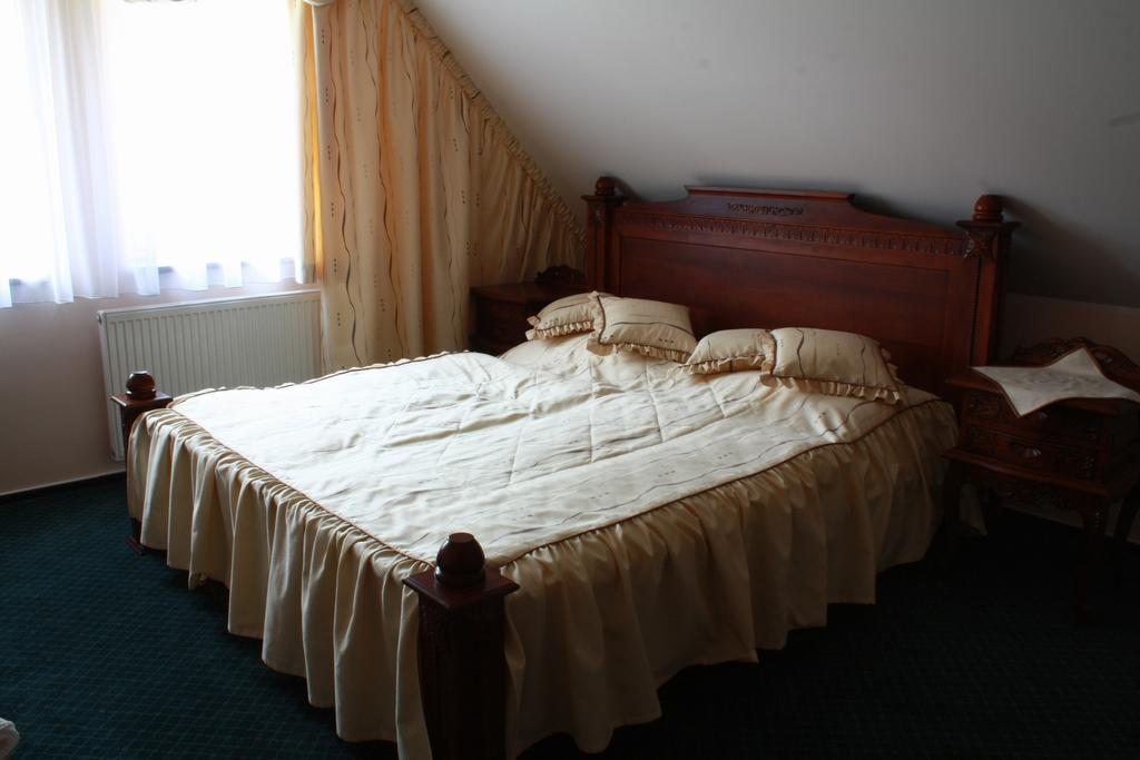 Wellness Hotel Harrachovka Ruang foto